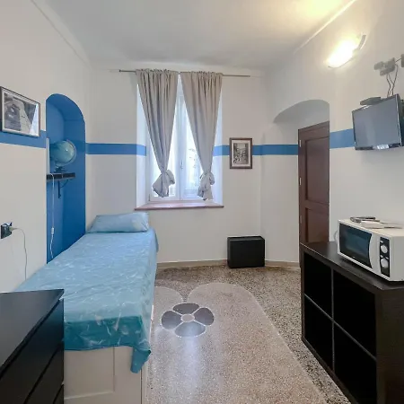 La Stanza Azuleja Apartment Varazze